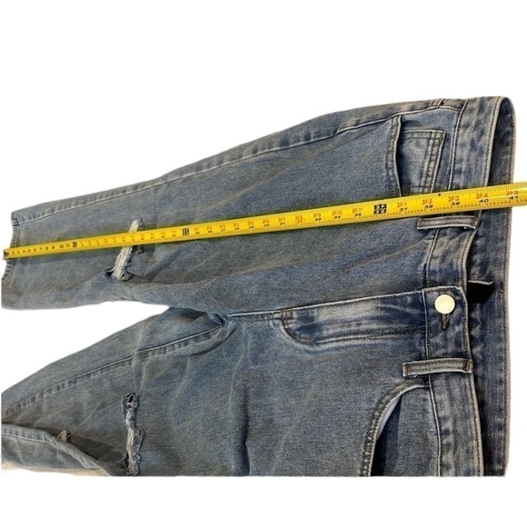 CIDER Denim Classic Ripped Jeans Size Medium - Picture 11 of 11